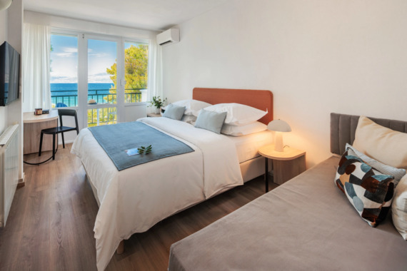 Island Double Room sea view