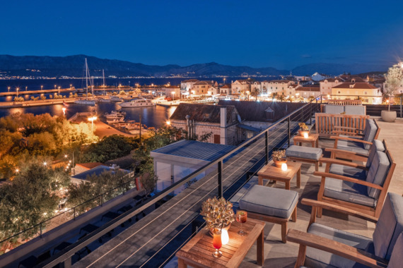 Rooftop bar Hotel Osam