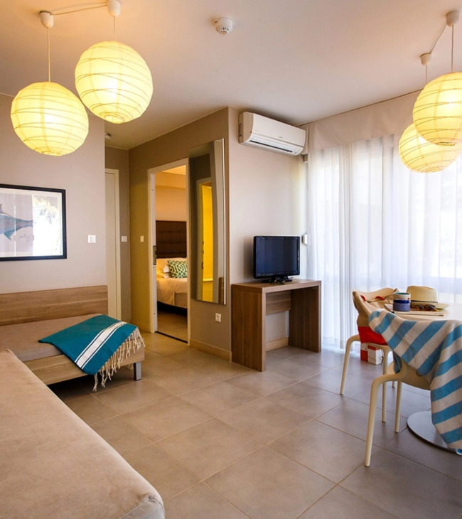 One Bedroom Apartment beachfront